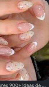 Tecnica en cuidado de uñas