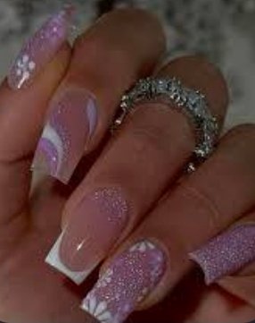 Tecnica en cuidado de uñas